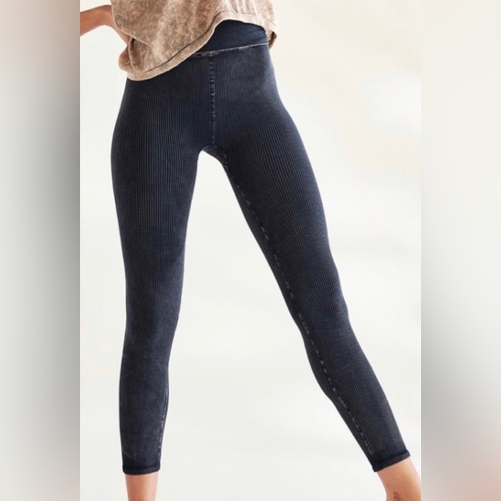 Like New Free People Ribbed Leggings - Size M/L